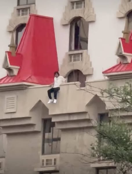Excalibur Hotel & Casino Suicide: Man Critically Injured After Falling from 8th Floor at Excalibur Hotel in Las Vegas