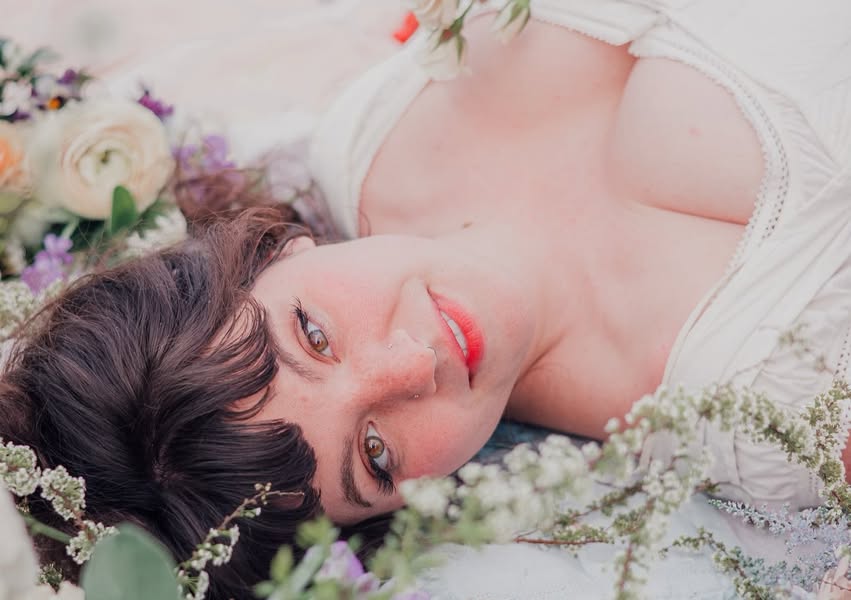 Katie Greenwood Ross “Thistlethistle” Obituary: Cherished Musical Artist and Advocate Dies of Cancer