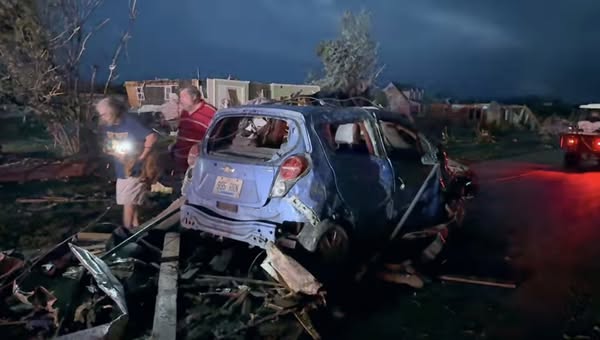 Multiple Fatalities Reported in London, Kentucky as Tornado Devastates Laurel County: A Detailed Account of Destruction, Response, and Aftermath